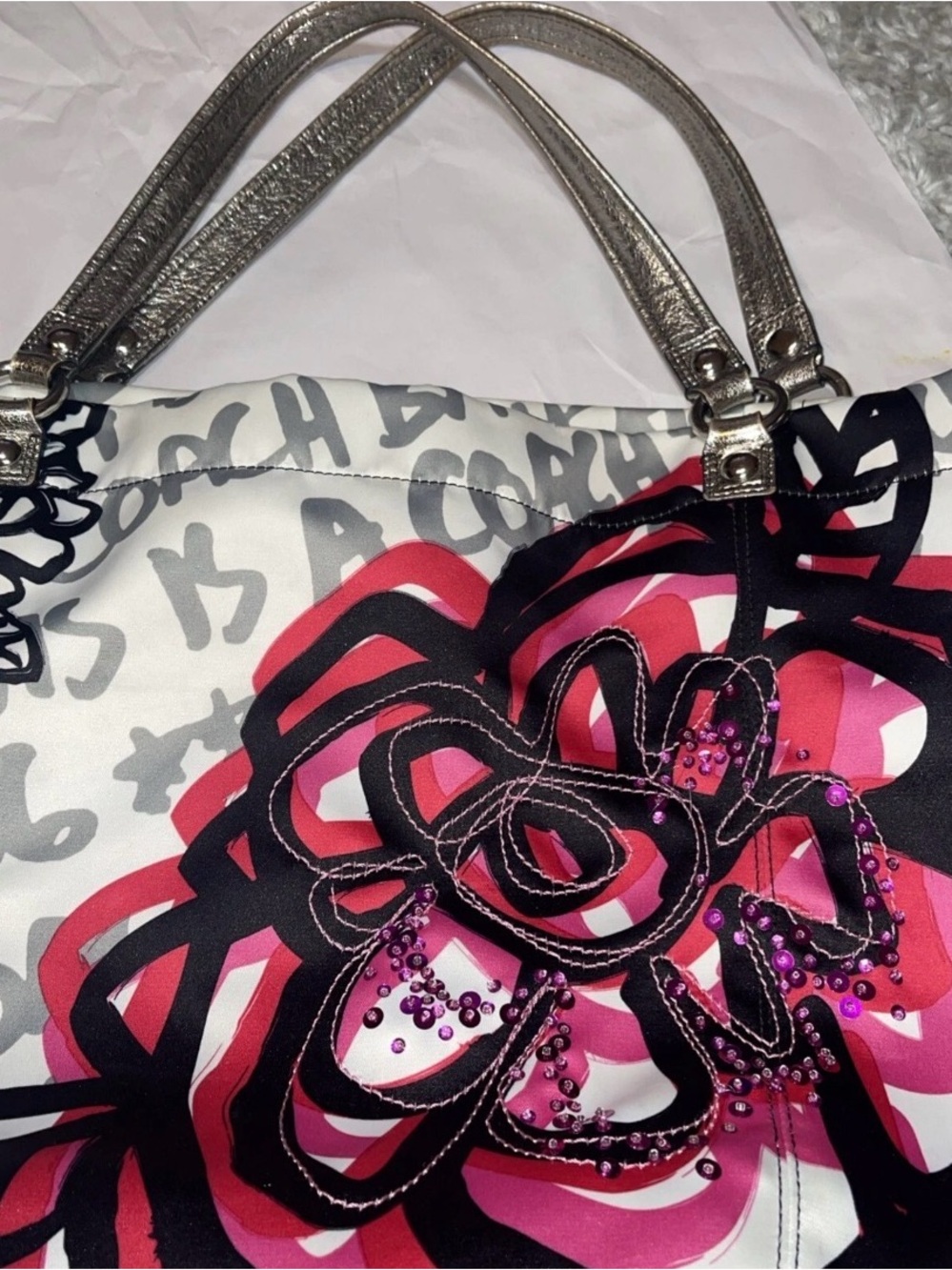 COACH POPPY Graffiti Bella GLam Large Tote Sequin 14735 “This Is A Coach Bag” - Picture 3 of 16